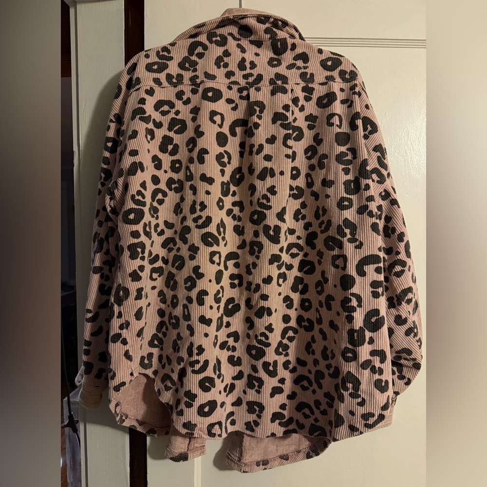 Pink lily leopard pink shacket - Picture 2 of 2